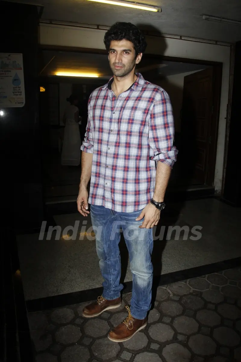 Sidharth Malhotra at Mohit Suri's Bash!