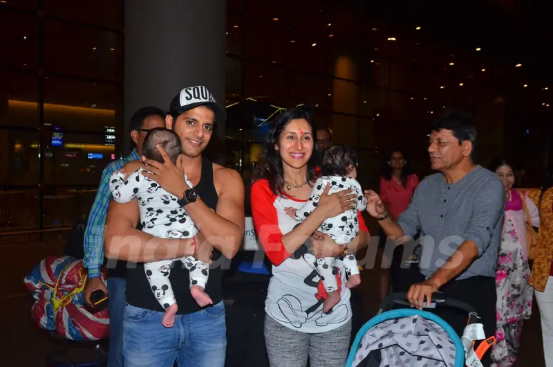 Karanvir Bohra with wife Teejay Sidhu snapped at the Airport!