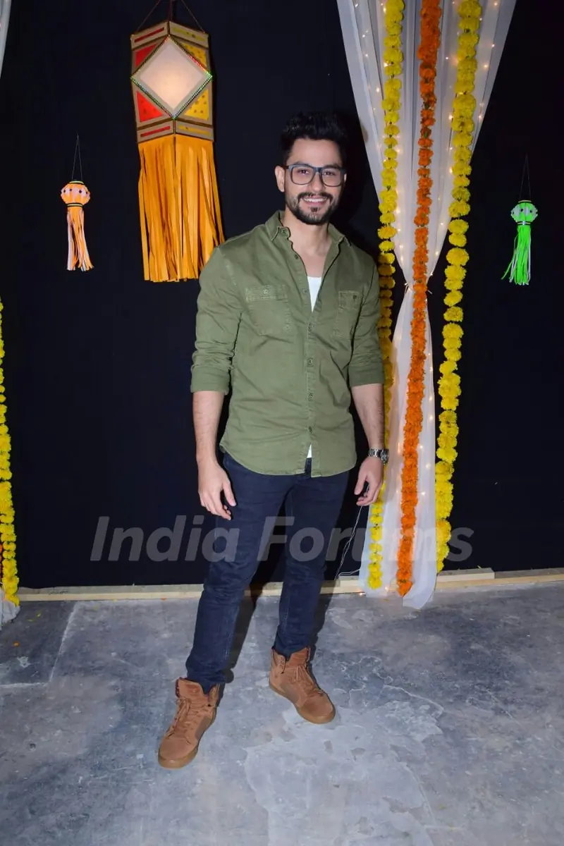 Kunal poses for the camera's
