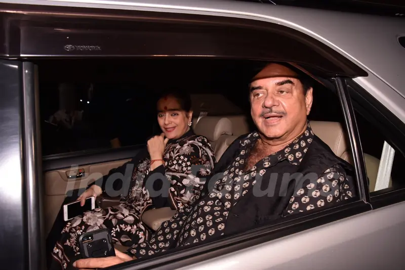 Shatrughan Sinha with wife at the Ittefaq Screening