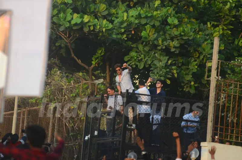 Shah Rukh Khan with son AbRam Khan