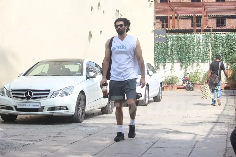 Shahid - Mira, Aditya - Shraddha snapped