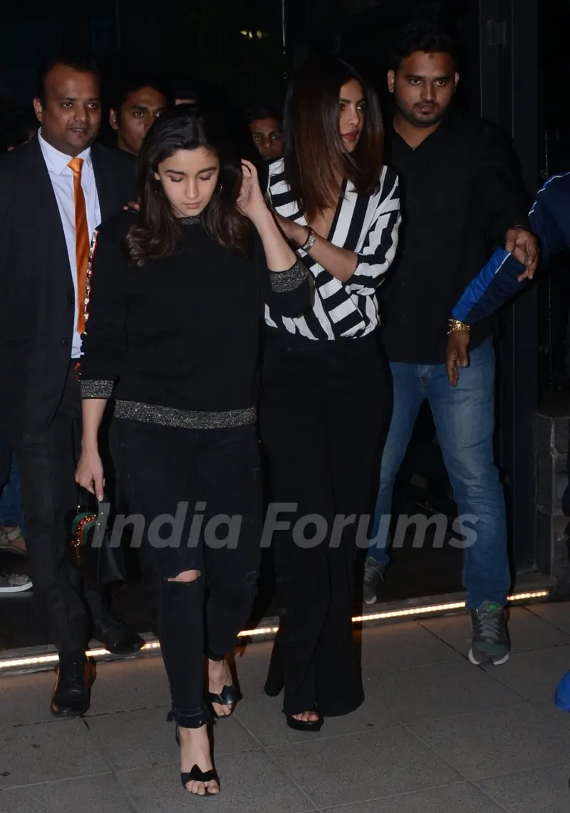 Priyanka Chopra - Alia Bhatt's Dinner Date