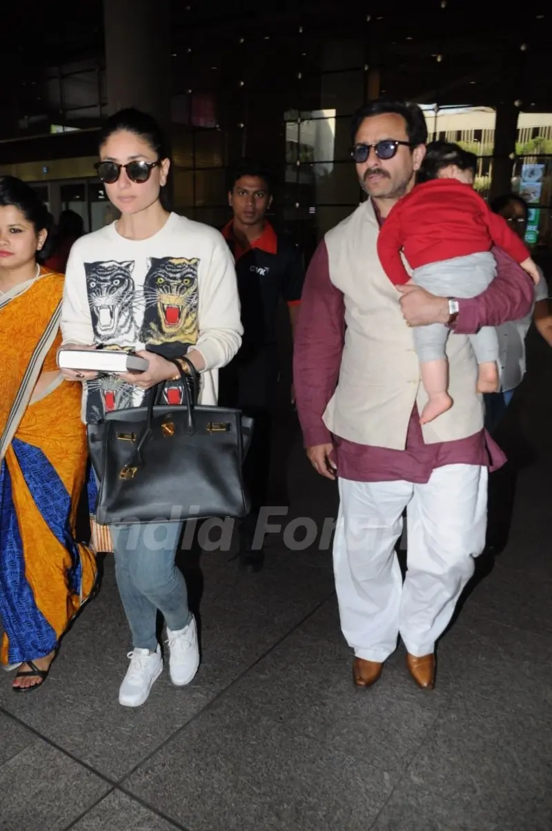 Saif and Kareena with baby Taimur return to Mumbai