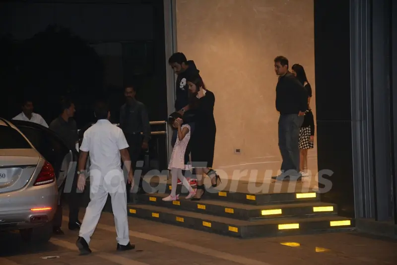Aishwarya, Abhishek with Aaradhya outside an eatery
