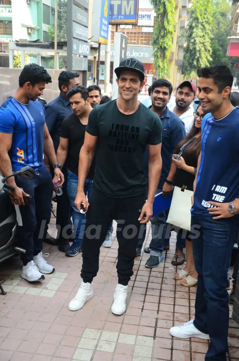 A dashing Hrithik Roshan at a Gym launch