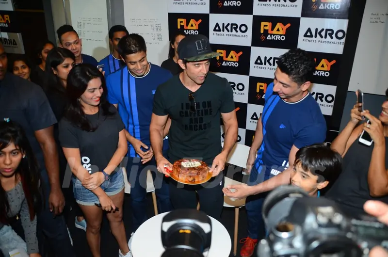 A dashing Hrithik Roshan at a Gym launch