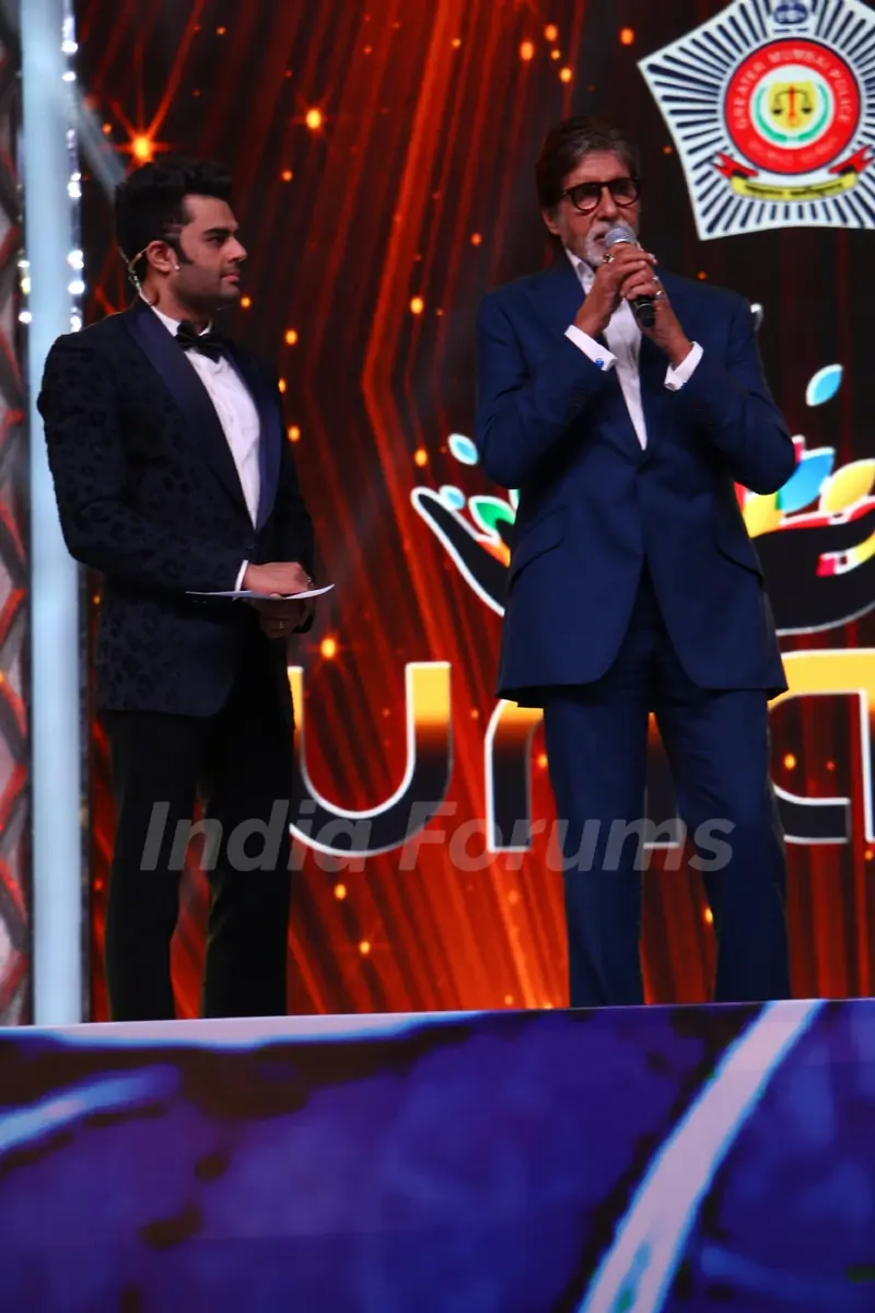 Happening Evening: Celebrities at Umang 2017