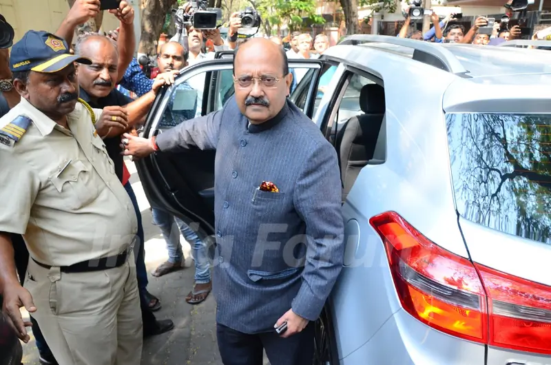 Bollywood Celeb's pay their condolences to the Kapoor Family