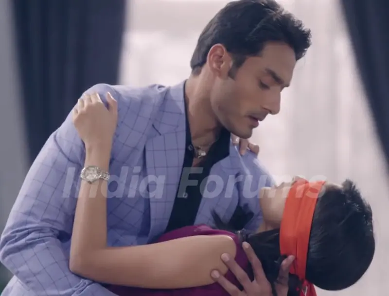 Rhea Sharma and Avinesh Rekhi in Tu Sooraj Main Saanjh Piyaji