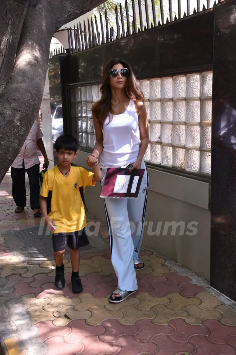 Shilpa Shetty with son snapped in Juhu