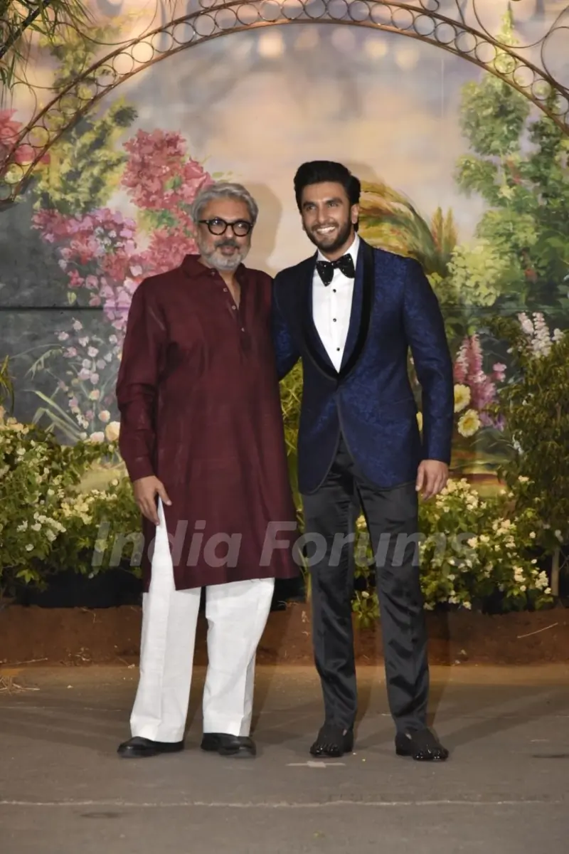 Sonam Kapoor and Anand Ahuja Reception Pictures Set 2