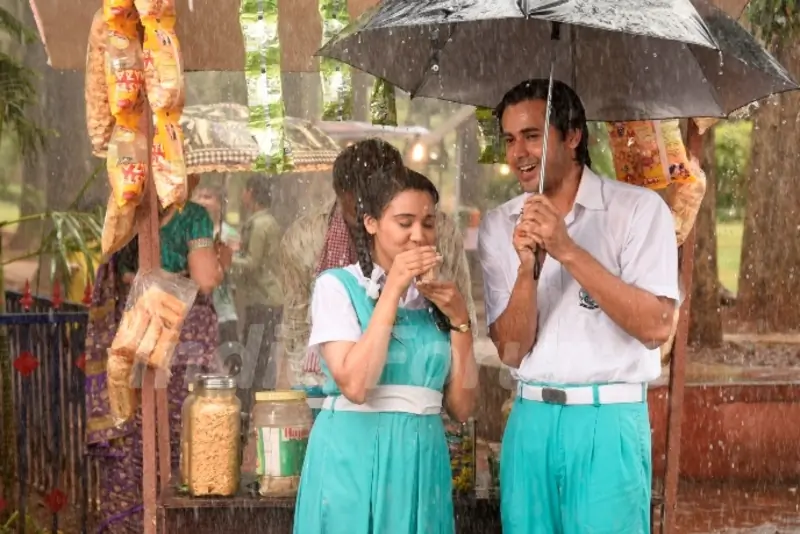 Sameer and Naina dreams on first day of college from Yeh Un Dinon Ki Baat Hai