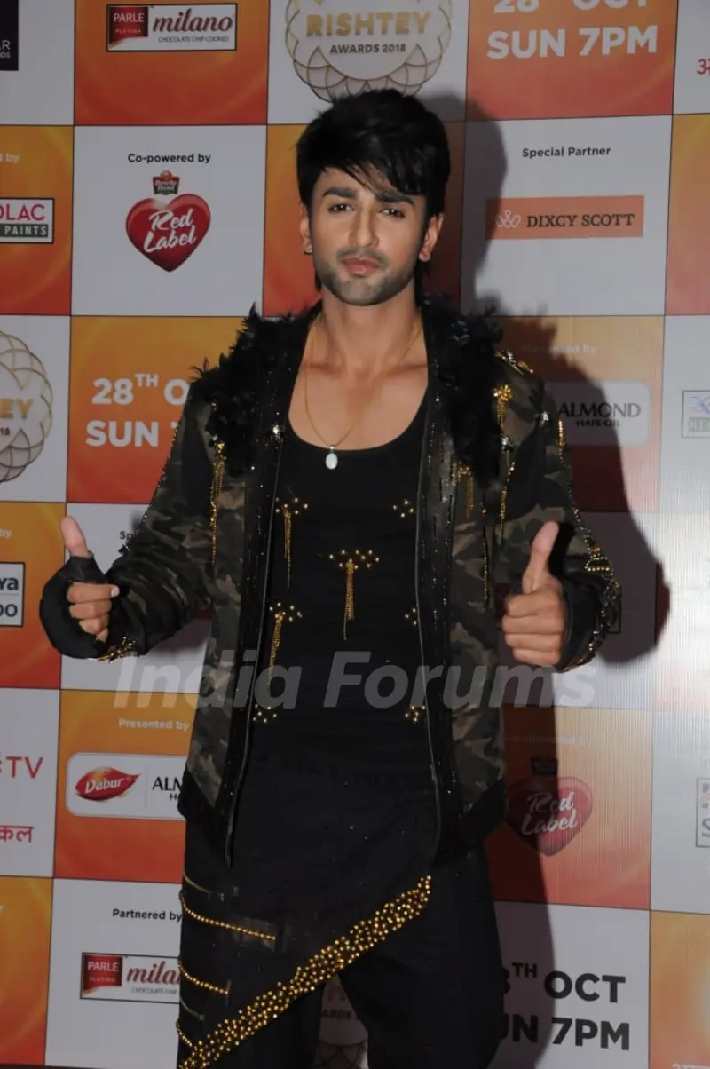 Celebrities at Zee Rishtey Awards