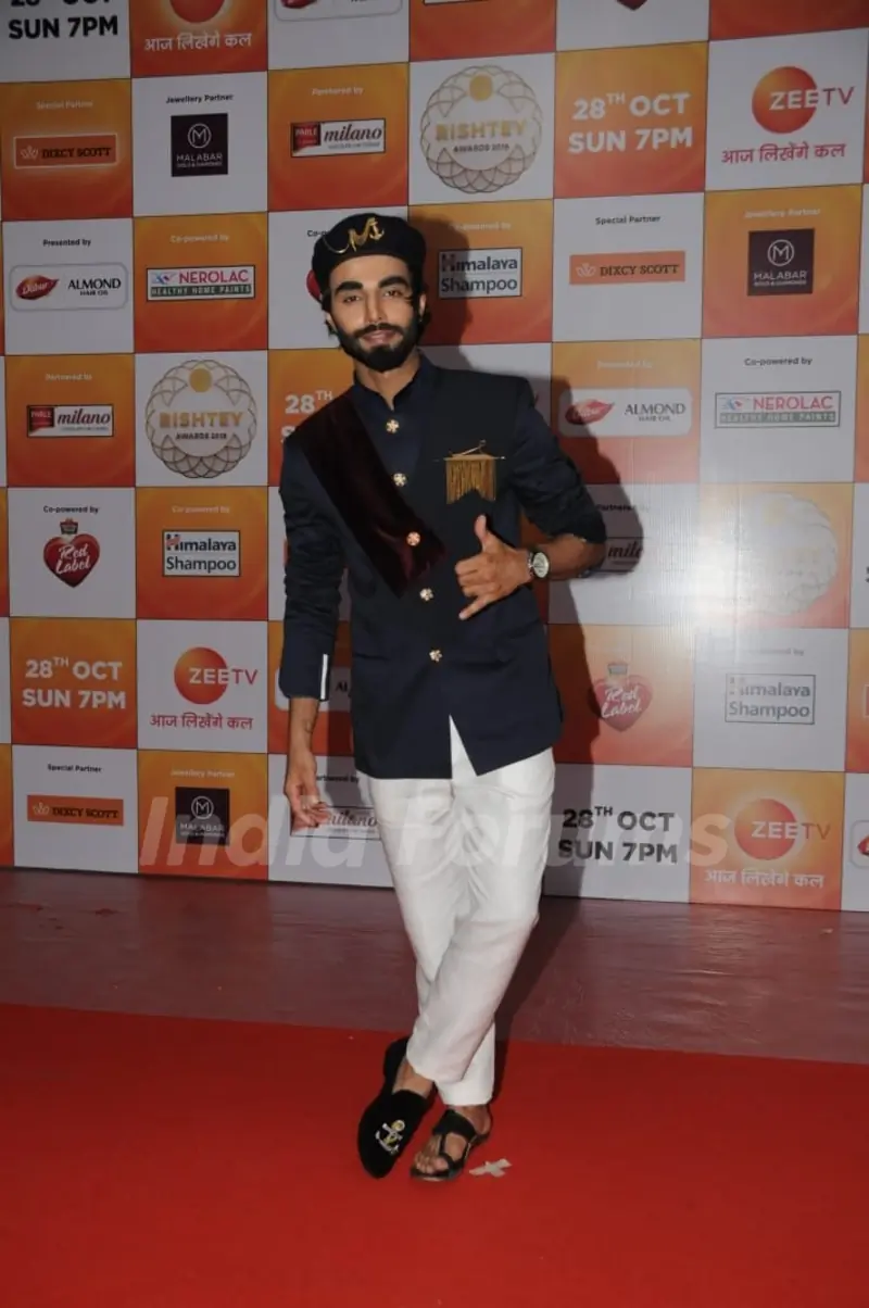 Celebrities at Zee Rishtey Awards