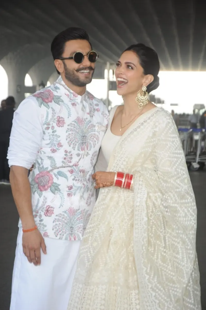 Ranveer- Deepika Leaving for Bangalore