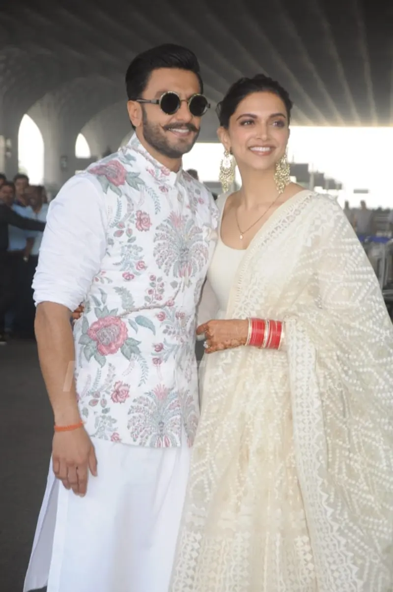 Ranveer- Deepika Leaving for Bangalore