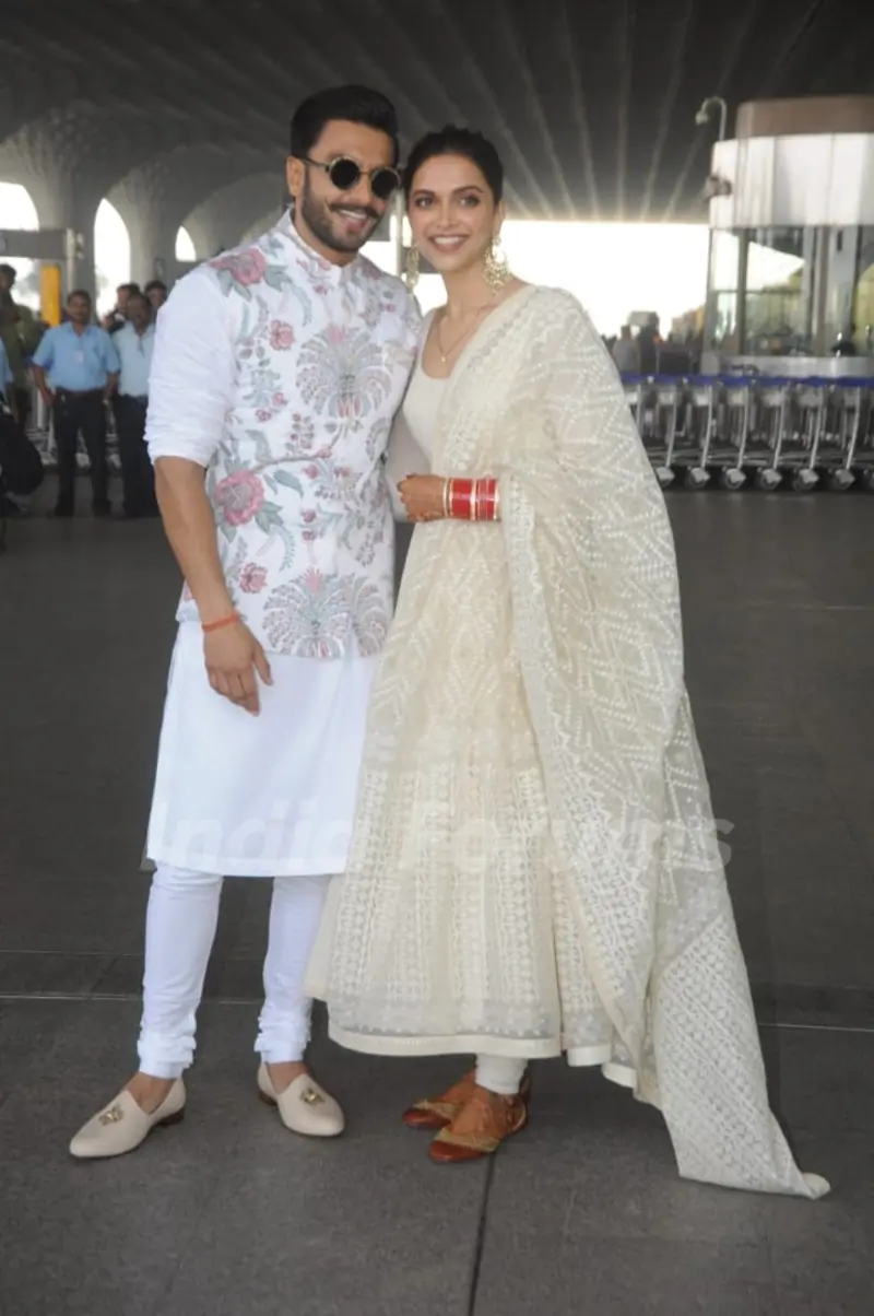 Ranveer- Deepika Leaving for Bangalore