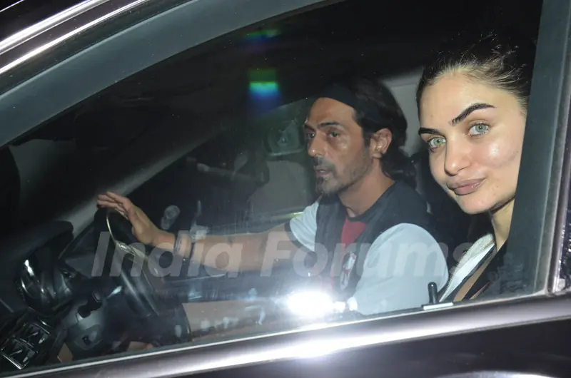Arjun Rampal snapped along with his girlfriend