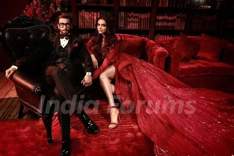 Ranveer- Deepika hosted the Mumbai reception