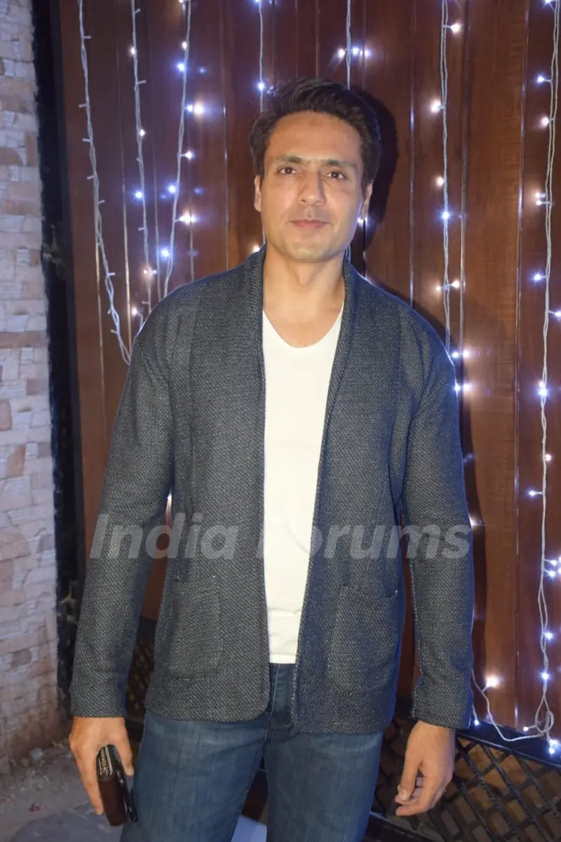 Iqbal Khan at Additi Gupta and Kabir Chopra cocktail Party