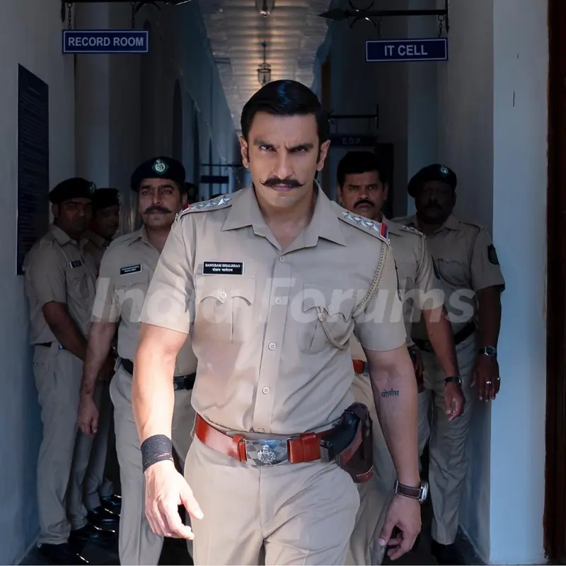 Ranveer Singh aka ACP Sangram 'Simmba' Bhalerao