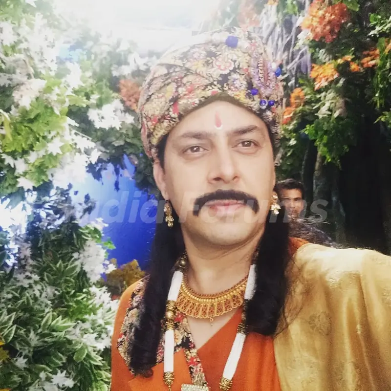 Rakesh Kukreti as Vrishbhan from RadhaKrishn