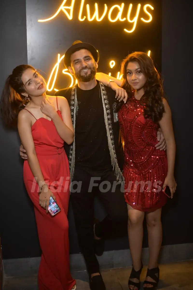 Avneet Kaur and Reem Shaikh at Aftab Khan's Filmygyan Success Bash