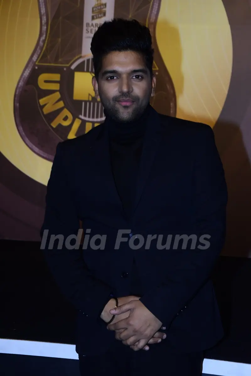 Guru Randhawa snapped at MTV unplugged
