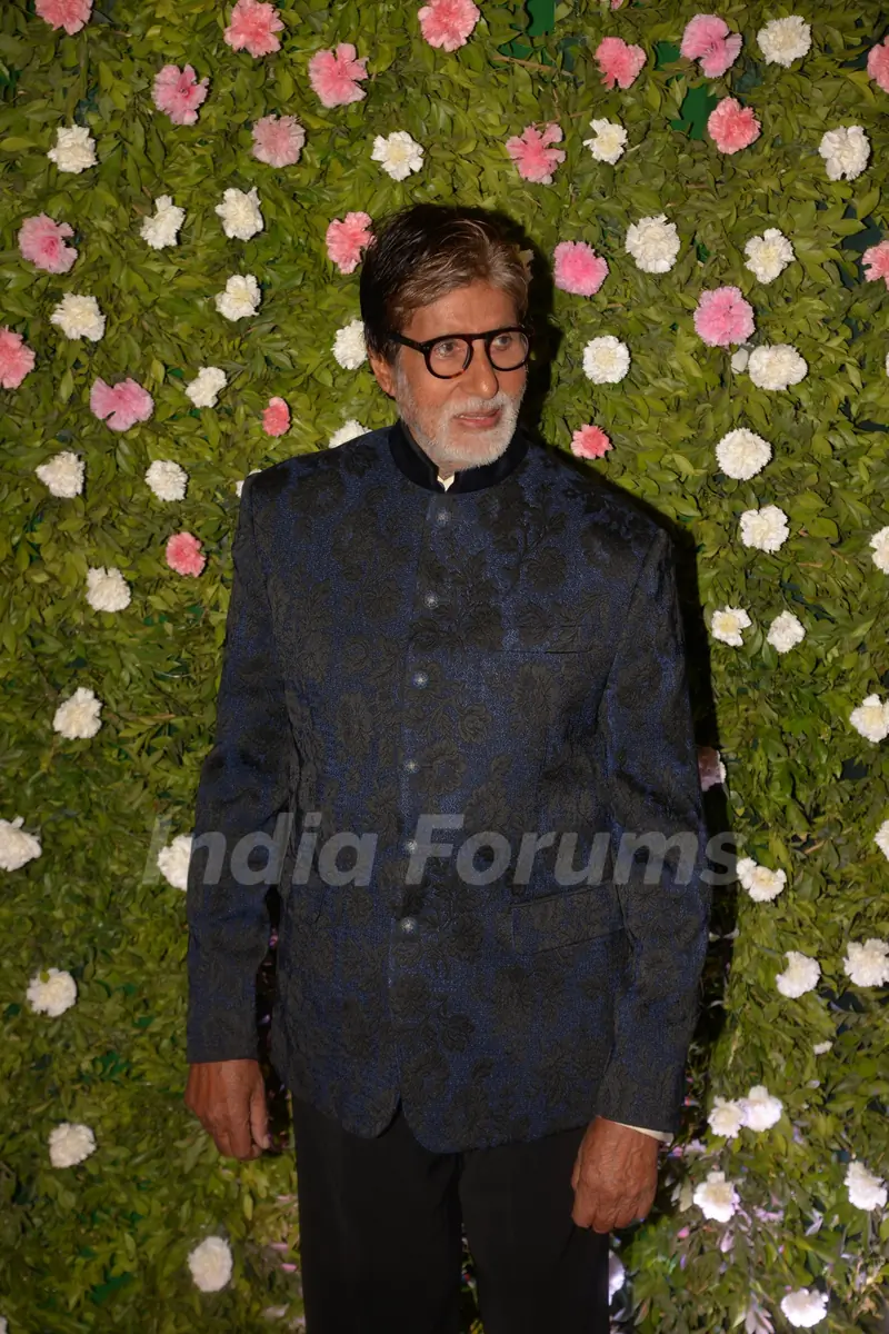 Amitabh Bachchan at Amit Thackeray's reception