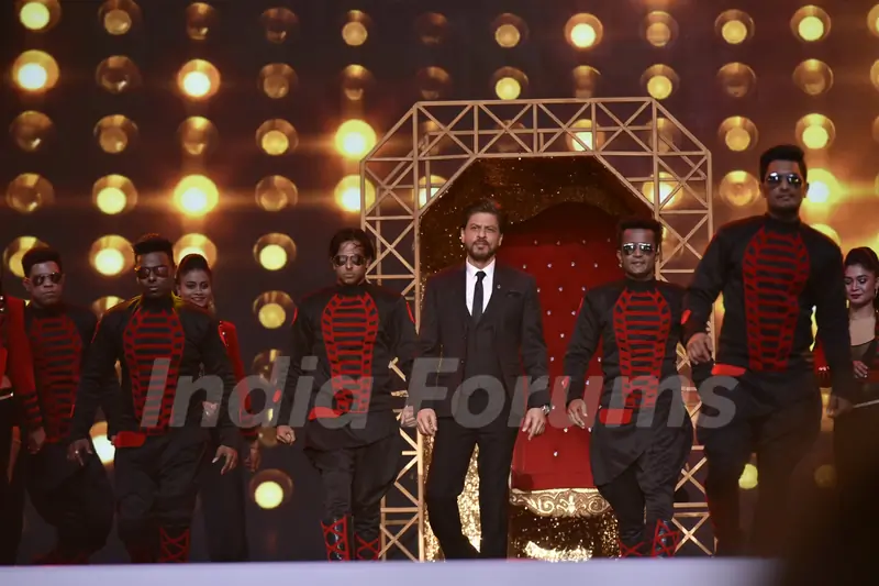 Shah Rukh Khan at Umang Event