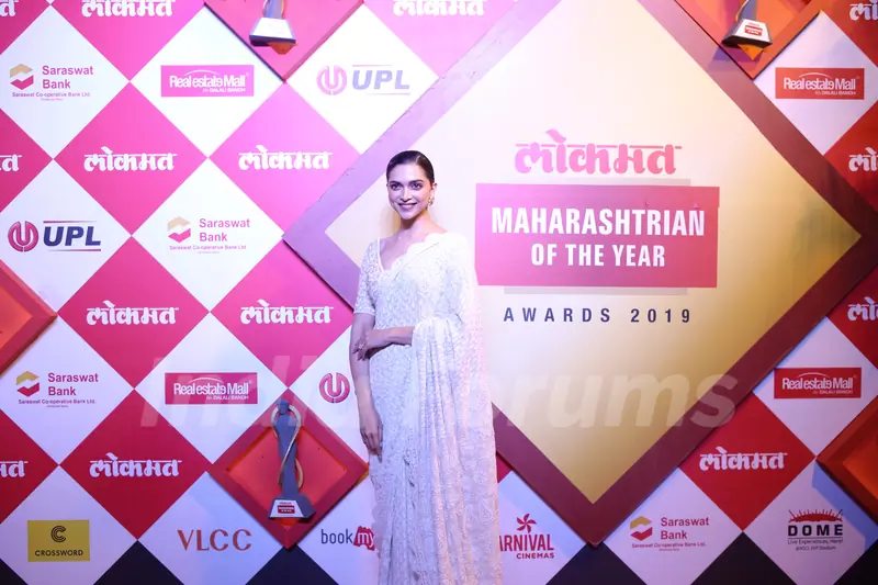 Deepika Padukone snapped at Lokmat Awards