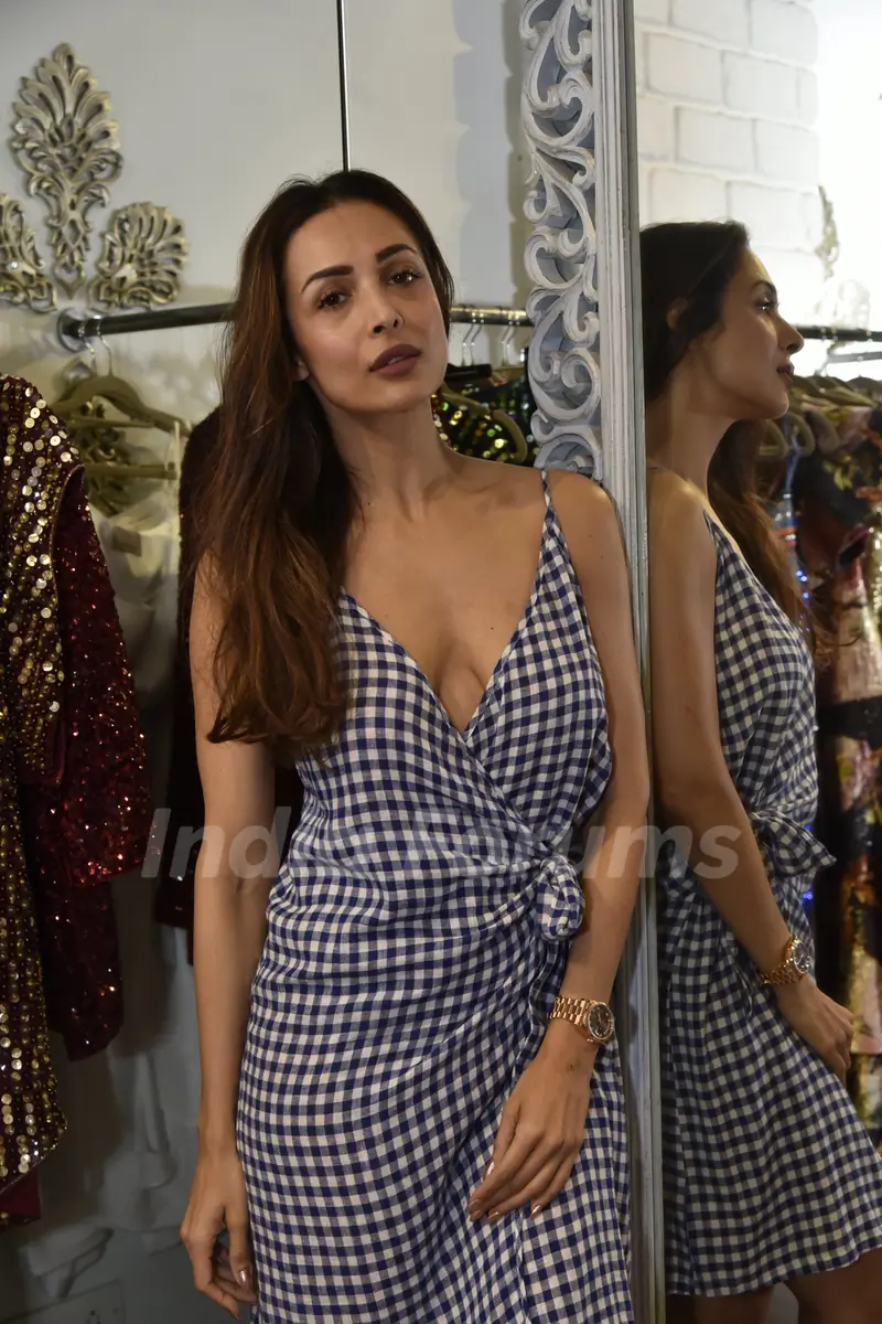 Malaika Arora at Bandra 190 exhibition