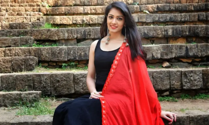 Anju Jadhav opposite Zuber K Khan