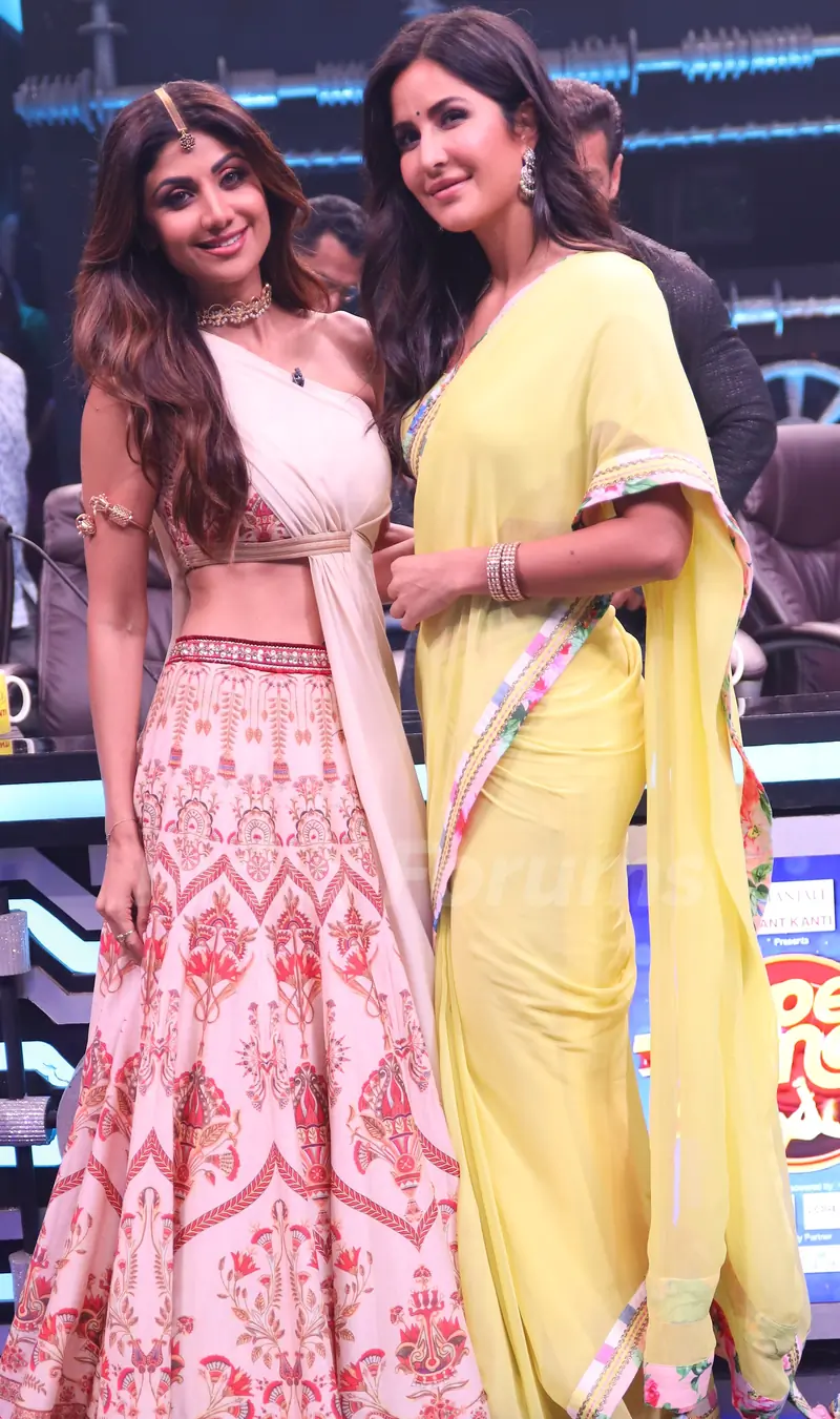 Shilpa Shetty and Katrina Kaif snapped on the sets of Super Dancer 3