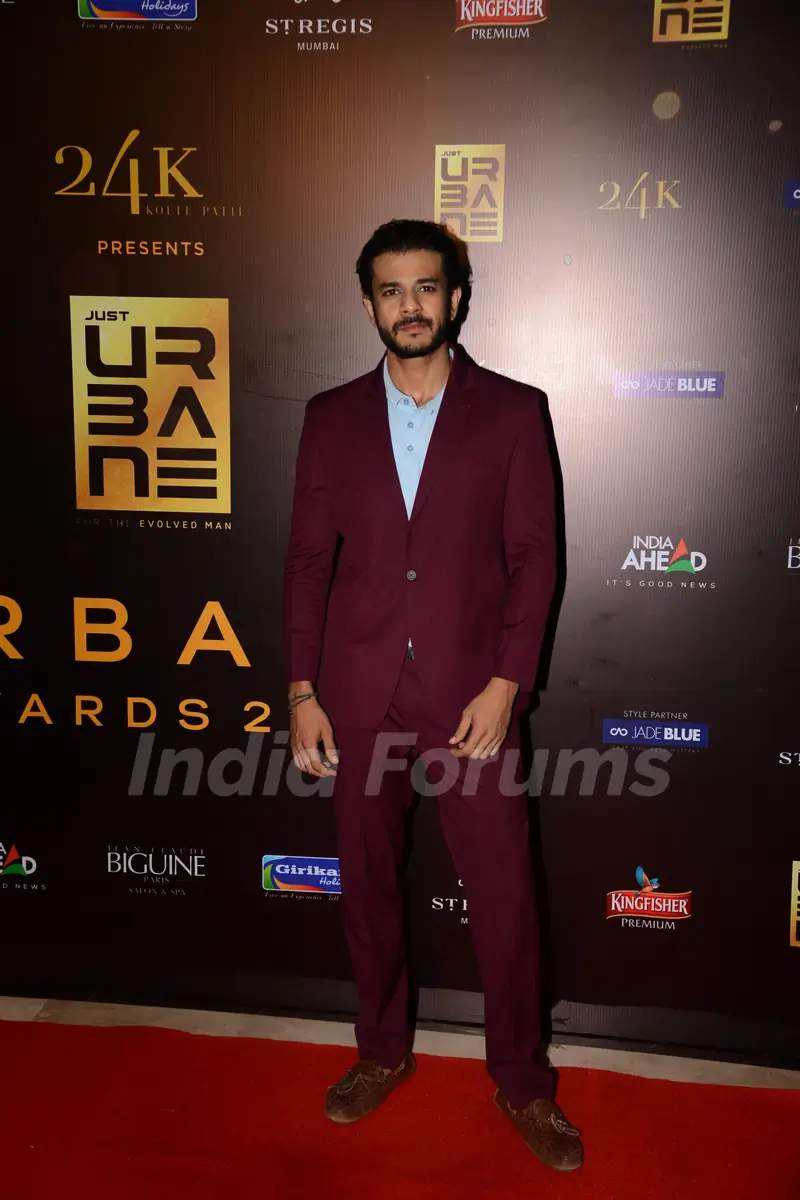 Celebrity snapped at Urbane Awards