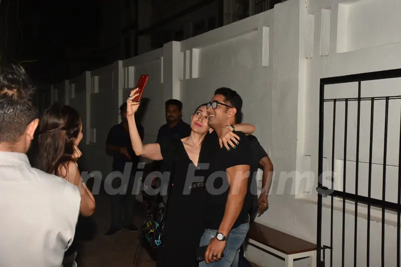 Amrita Arora's husband Shakeel Ladak and Karishma Kapoor were snapped at Bandra