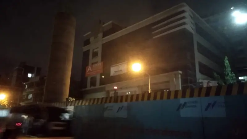 Aamir Khan has acquired 9,000 square feet of commercial space on SV Road in Santacruz West for Rs 35 crore.