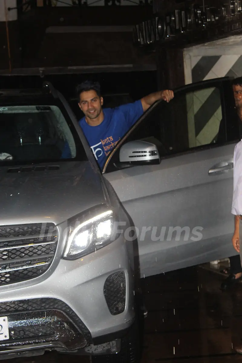 Bollywood celebrities spotted around the town!