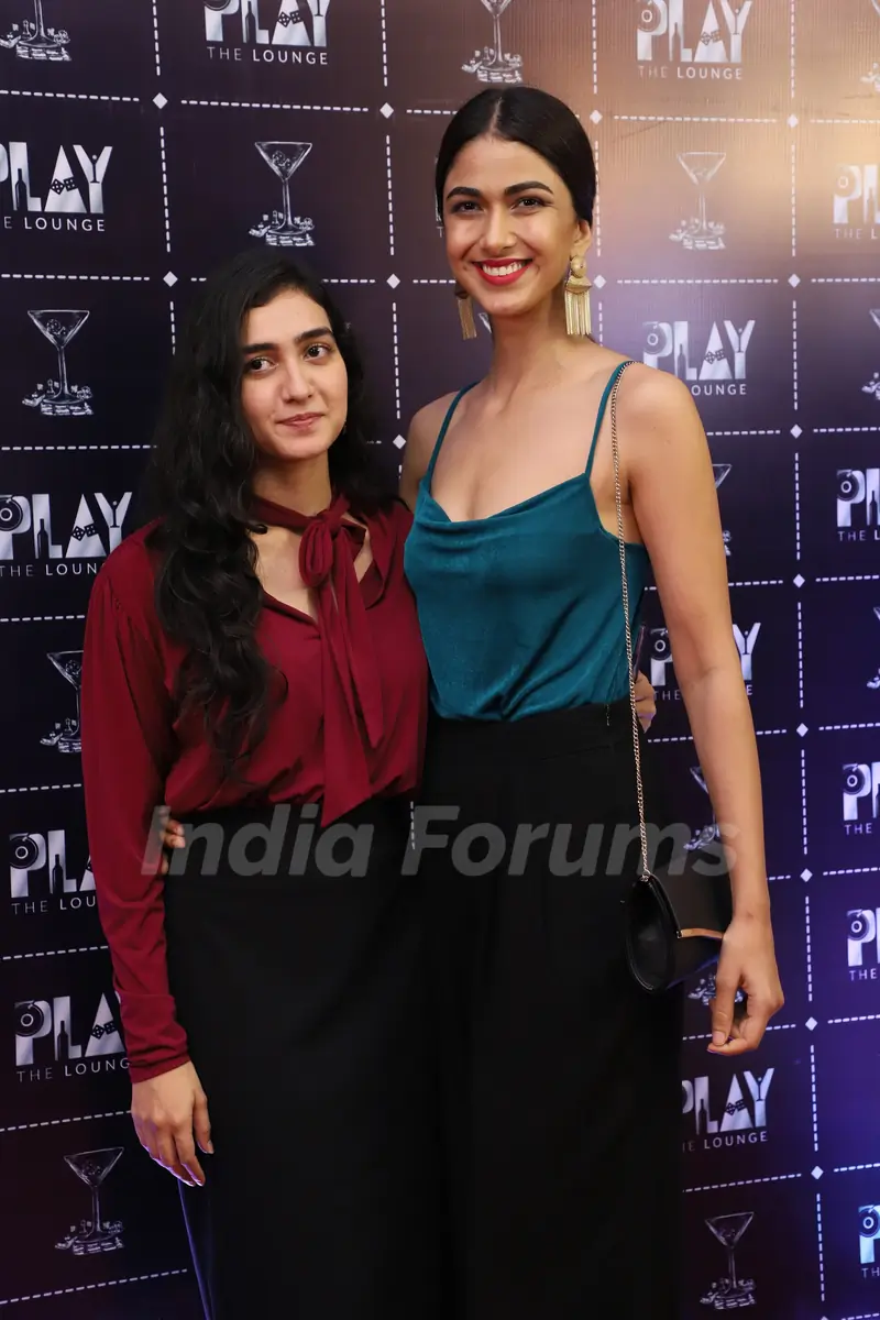 Celebrities attend a party in the town!