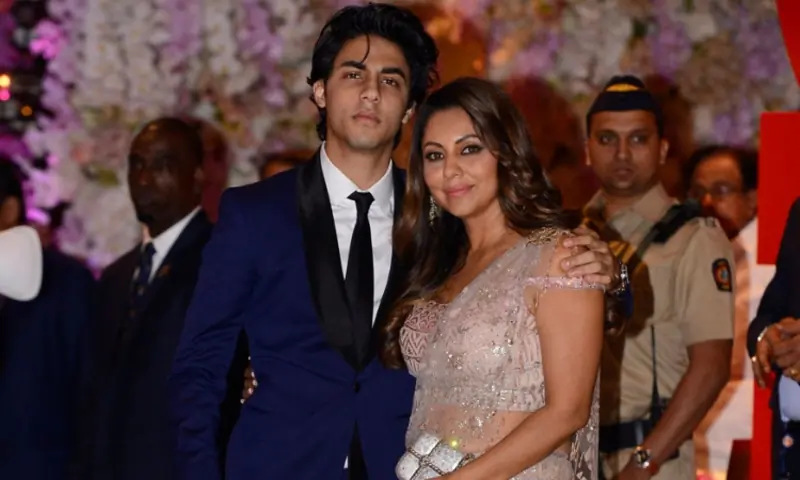 Aryan Khan and Gauri Khan