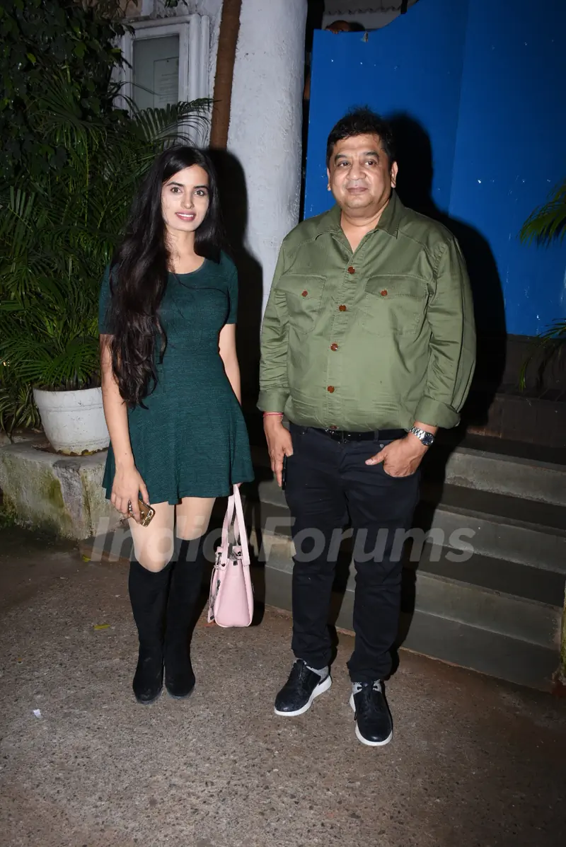 Celebrities spotted around the town!