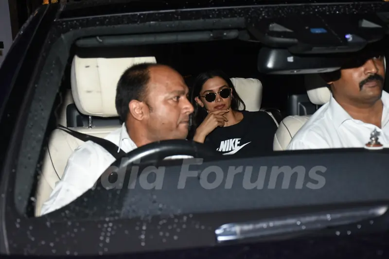 Celebrities spotted around the town!