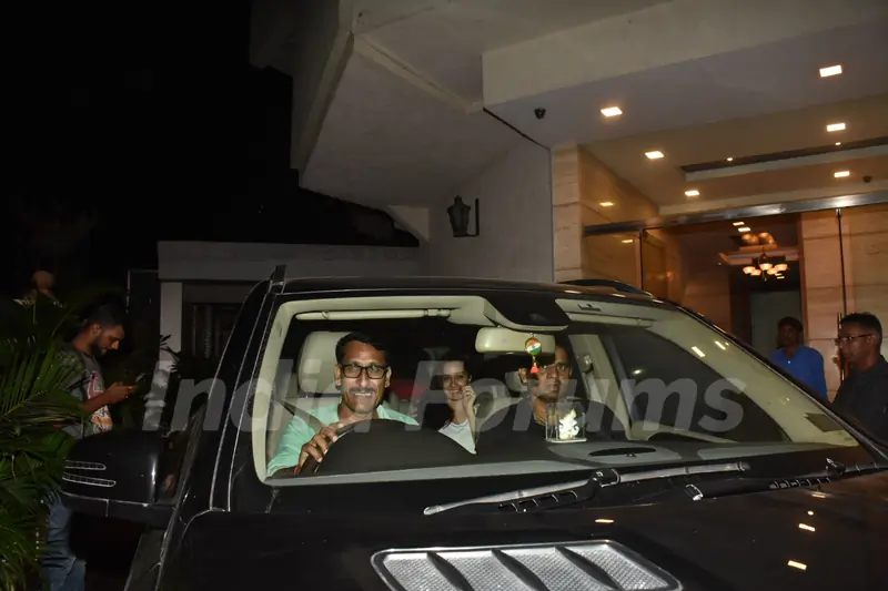 Celebrities spotted around the town!