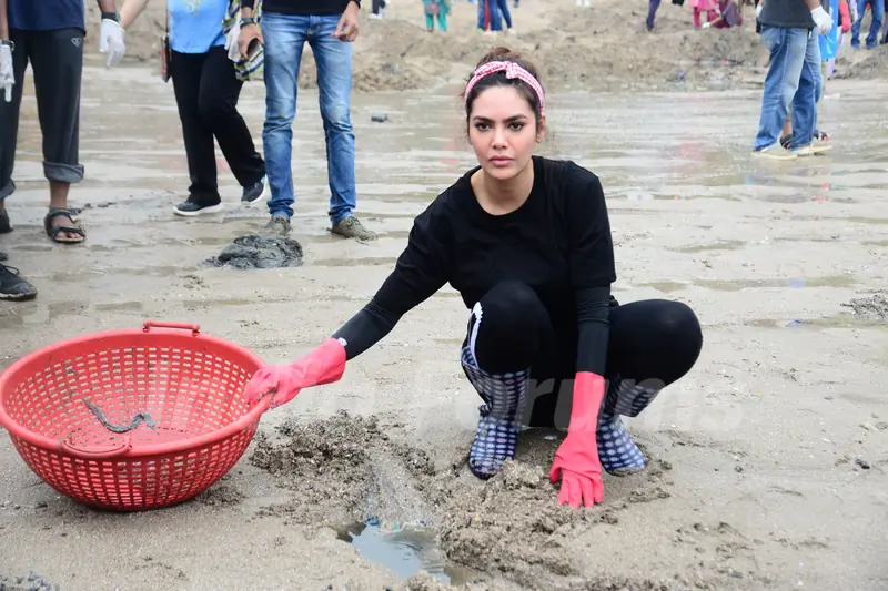 Celebrities spotted around the town!