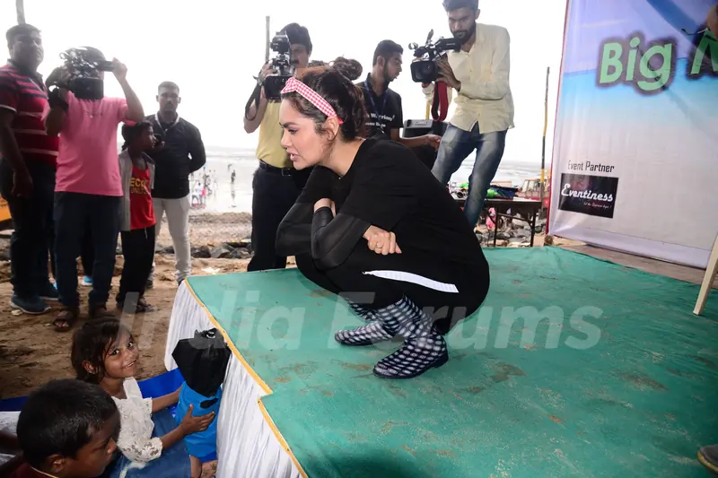 Celebrities spotted around the town!