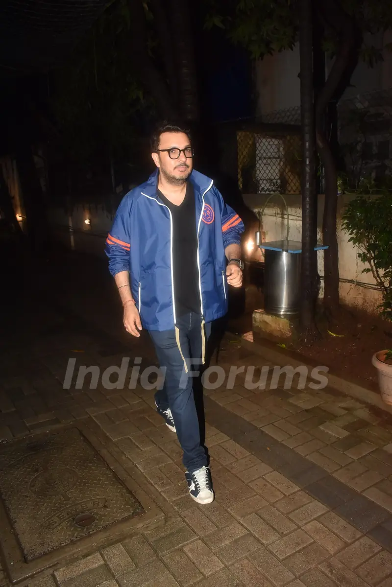 Bollywood Celebrities snapped around the town!