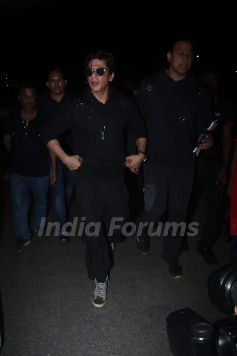 Celebrities papped at the airport