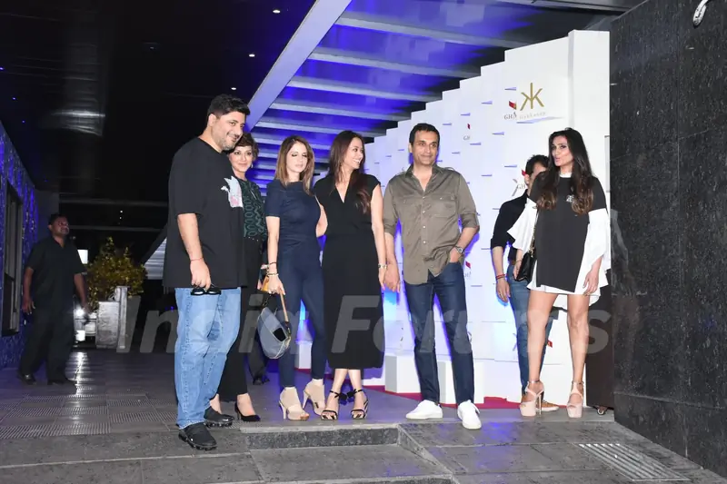 Sonali Bendre and Goldie Behl were spotted after dinner with friends