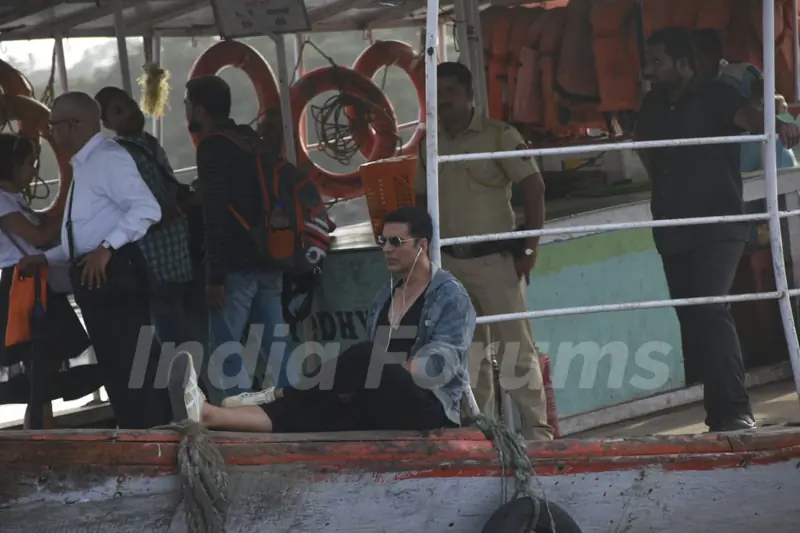 Akshay Kumar spotted around the town!